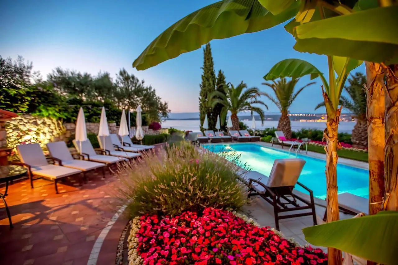 Vila Klara مالينسكا 4*,