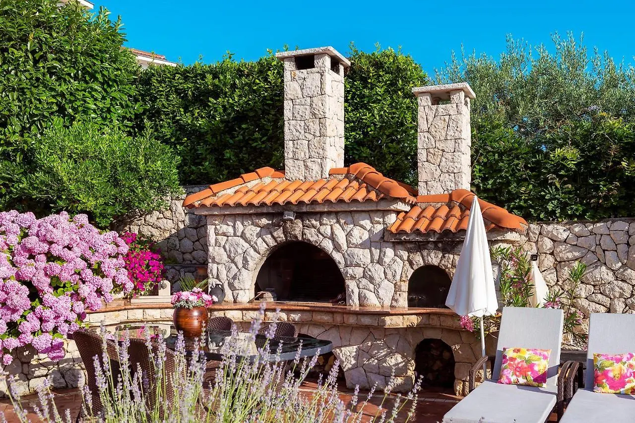 بيت ضيافة Vila Klara مالينسكا